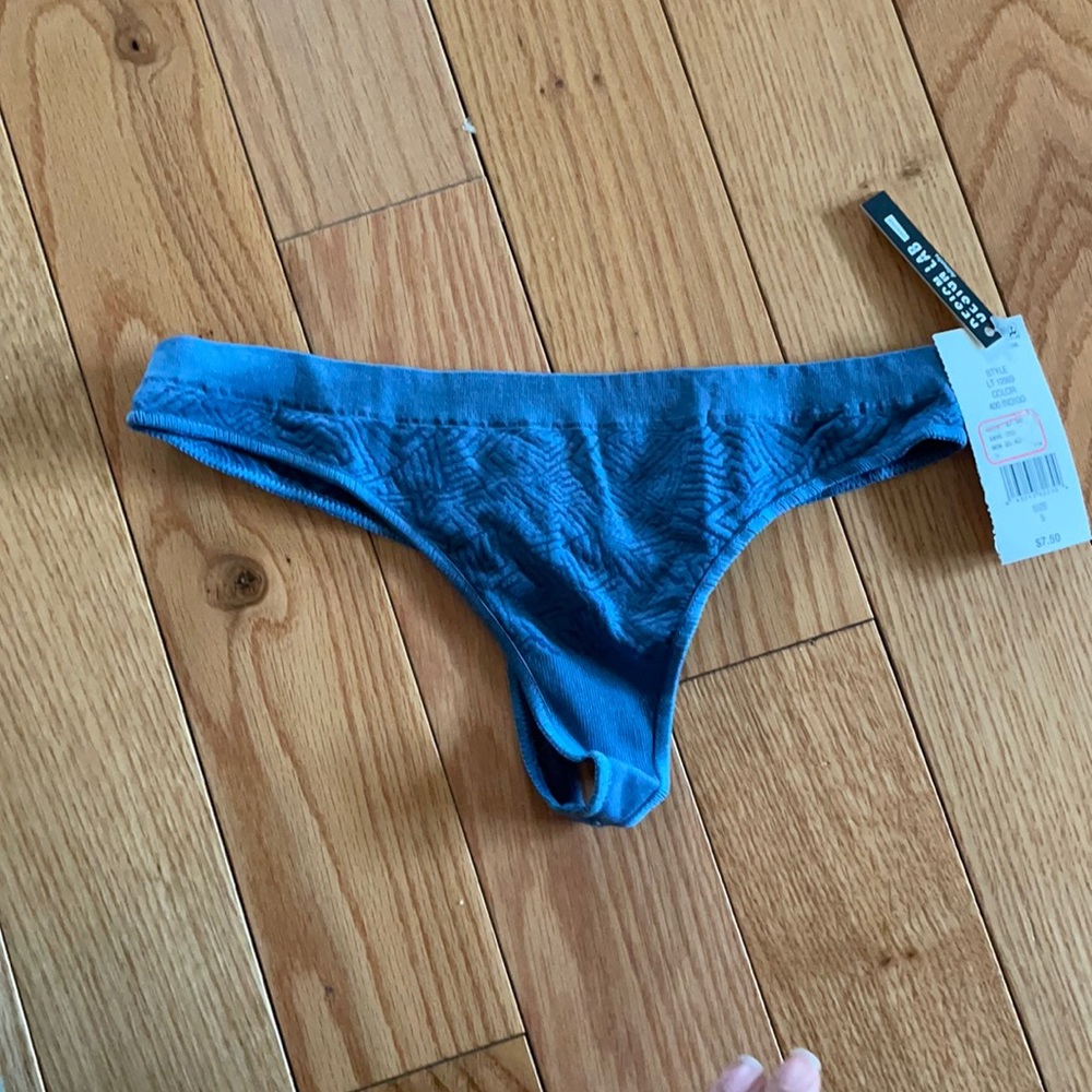 Design Lab thong